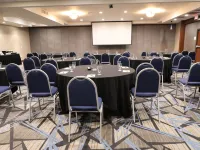 奧馬哈西南希爾頓逸林飯店