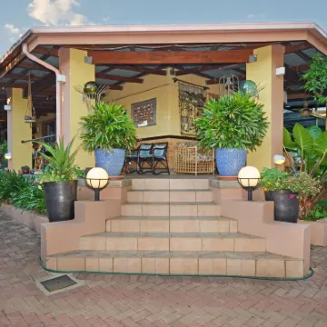 Cherry Tree Cottage B&B Linden Các khách sạn gần Đập Emmarentia