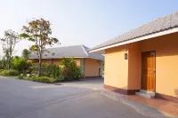 S Ville Resort Hotels in Uthai Thani