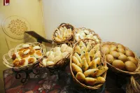 Hotel Intourist Palace Batumi - Breakfast