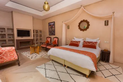 Riad Azrur Hoteles cerca de Museo de Marrakech