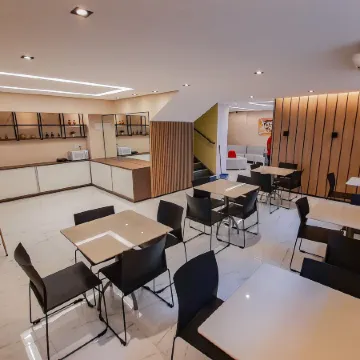 Hub Hotel