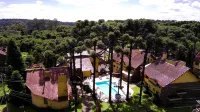 Estalagem Vila Suzana - Quadra de Beach Tennis Indoor - Swimmingpools