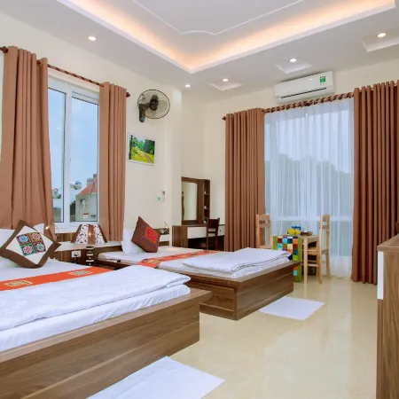 Friendly Home Hotel Отели рядом с достопримечательностью «Гора Нон Нуок»