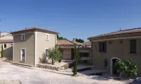 Les Carriers "maison d'hôtes" Hotels in Vogüé