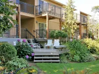 Lewis River Inn Hotels in Woodland