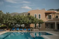 Dionysos Apartments & Studios - Pools