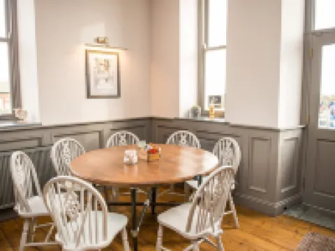 ハードウィックス ミロムのホテル