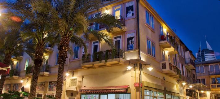 1926 Designed ApartHotel Hotels in Haifa