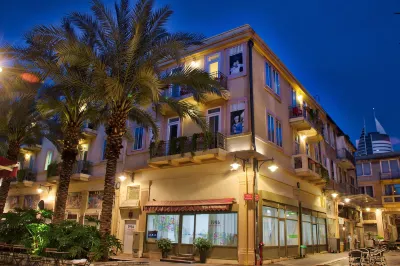 1926 Designed ApartHotel Hotels in 