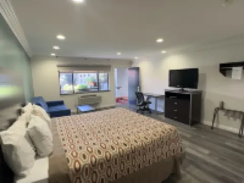 Garden Inn and Suites Glendora Hotels in Glendora