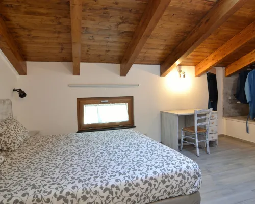 Songbird Hotels in Agerola