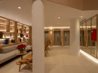 Apartamentos Recoletos Hotels near Retiro Metro Station