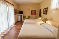 Hotel Catalina Beach Resort فنادق في زيهواتانيجو