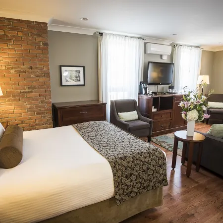 Hume Hotel & Spa