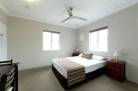 Rockhampton Serviced Apartments Hotels in Allenstown