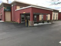 Quality Inn Near Pimlico Racetrack Hotels near The Park School of Baltimore - Sugar Campus