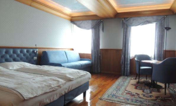 Grand Hotel Astoria - Housity