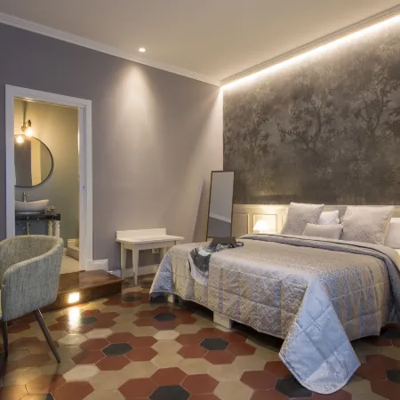 Pistoia Inn - Downtown's Charming Rooms