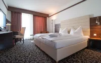 Hotel Metropol Hotels near Apotheke zum goldenen Lowen