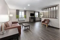 Super 8 by Wyndham Summersville/New River National Park Hotels in Summersville