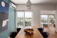 Glyfada Unique Residence
