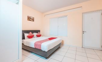 J&B Rooms Pramuka Jakarta Mitra RedDoorz