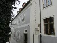 Hotel Peregrin - parking