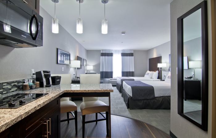 Home Inn & Suites Regina Airport