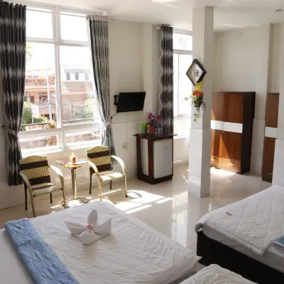 Khách Sạn Minh Hùng - Minh Hung Hotel Các khách sạn gần Long Beach Pearl - Showroom Mũi Né