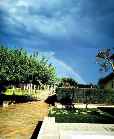 Bed & Breakfast Giardini di Marzo Отели в г. Лечче