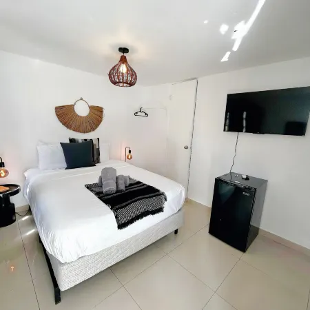 The Pelican Poshtel