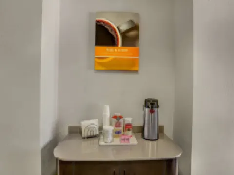 Howard Johnson by Wyndham Lemoore Hotels in Lemoore