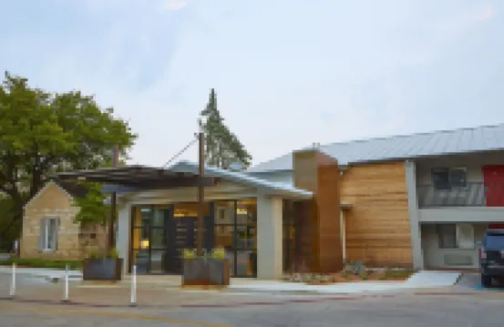 Fredericksburg Inn and Suites