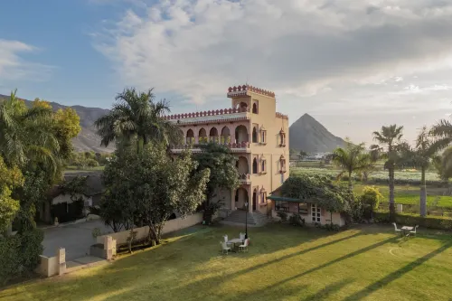 The Country Side Resort