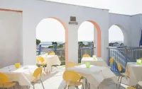 Hotel smeraldo Hotel in zona Tortoreto Alto