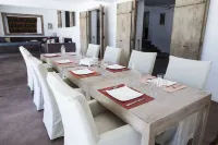 Uzuri Boutique Hotel