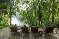 Mystic River Resort Hotels in 