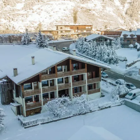 La Maison Hôtel les Peupliers