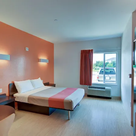 Motel 6 Roanoke, TX - Northlake - Speedway