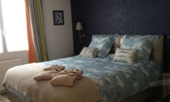 Les Suites Champenoises