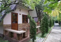 Panichat Resort Hotels near WAT PHRA THAT LAMPANGLUANG