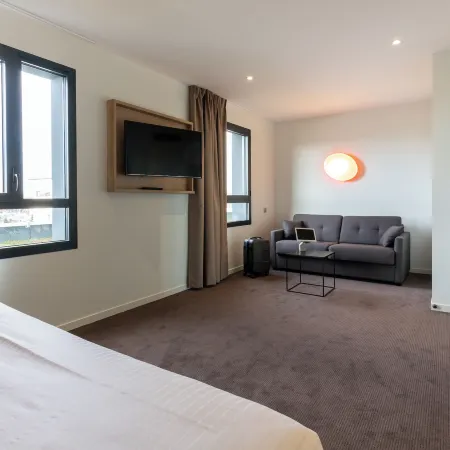 Campanile Laval Nord