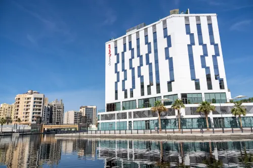 IntercityHotel Dubai Jaddaf Waterfront - Bãi đậu xe