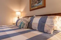 Pine Park - Charming 5 BR home