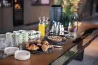Quellenhof Luxury Resort Lazise - breakfast