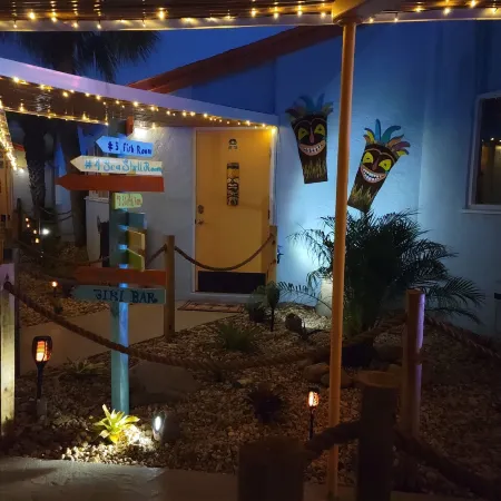 Kon Tiki Inn