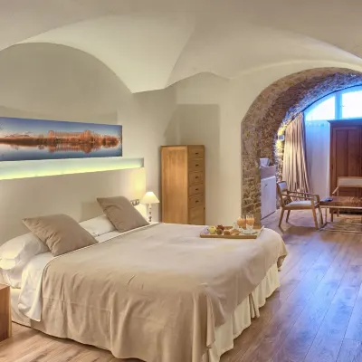 El Petit Convent Hotels near Cala Sa Tuna