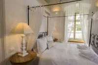 Cotommatae Hydra 1810 Hotels in Hydra