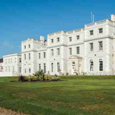 De Vere Wokefield Estate Hotel Exterior